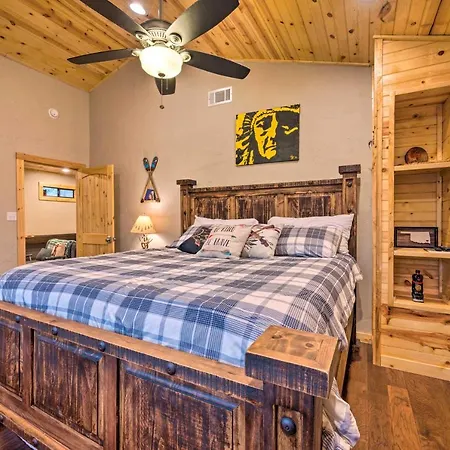 Cabin With Hot Tub And Grill - 6 Mi To Broken Bow Lake